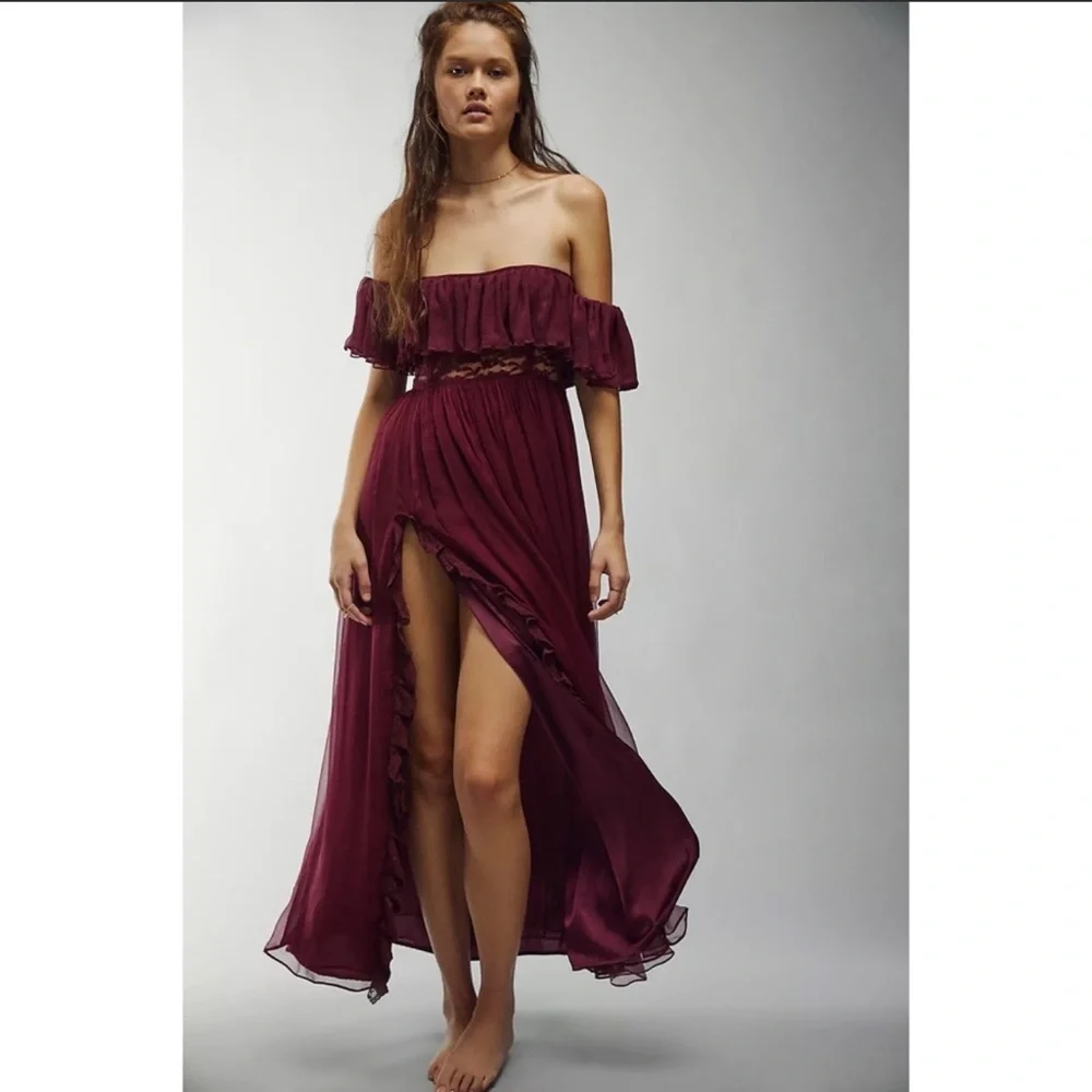 Free People Off The Shoulder Dress by Brenda Knight - Picture 1 of 3